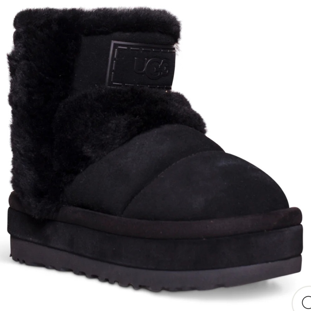 UGG Womens Classic Chillapeak Boots 1144046-BLK Black